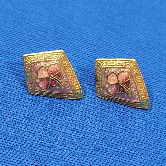 Gold Tone Clover Stud Earrings With Enamel Inlay & Greek Key Border Vintage - Picture 2 of 4